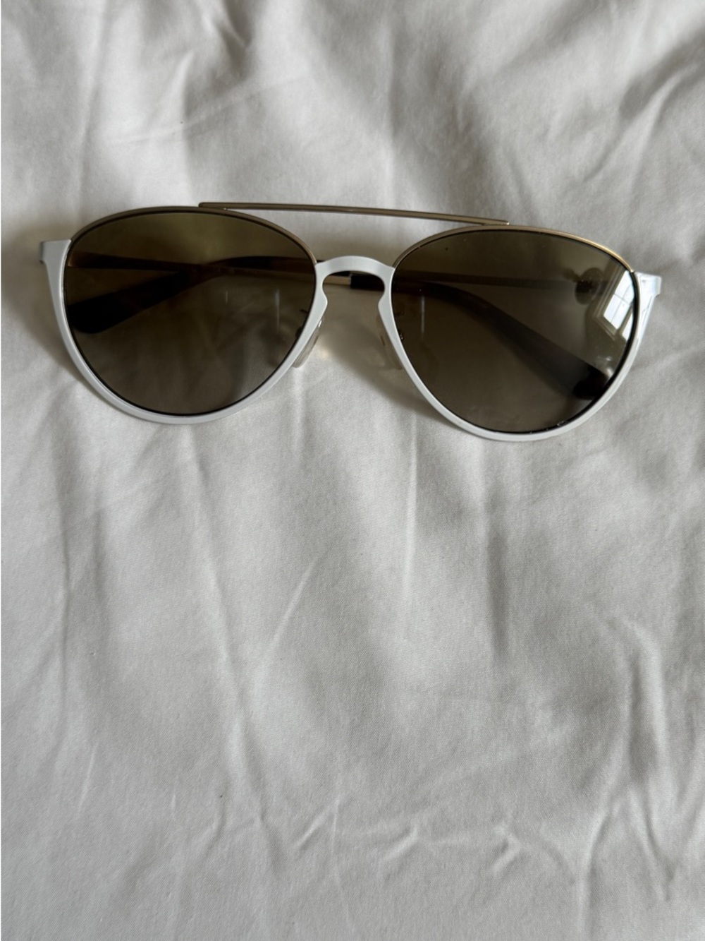 Tory Burch White Frame Aviator Sunglasses with Brown Lenses